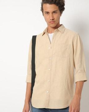 woven shirt with patch pocket