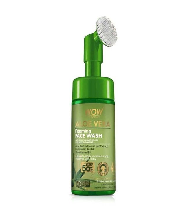 wow skin science aloe vera foaming face wash with built-in face brush - 150 ml