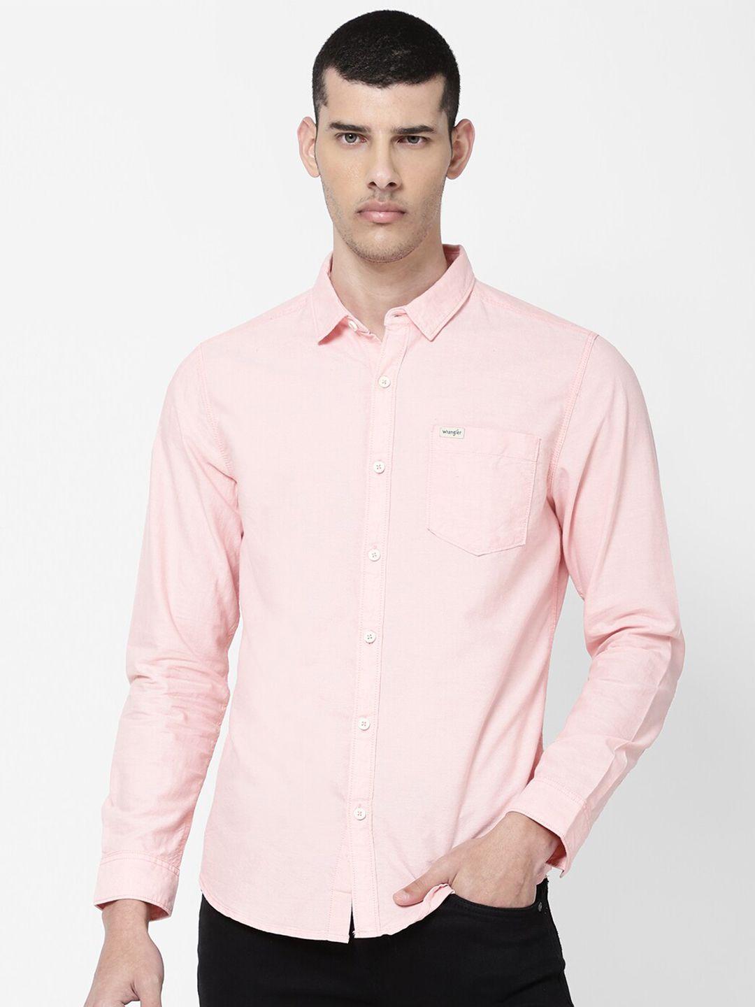 wrangler men peach-coloured cotton casual shirt