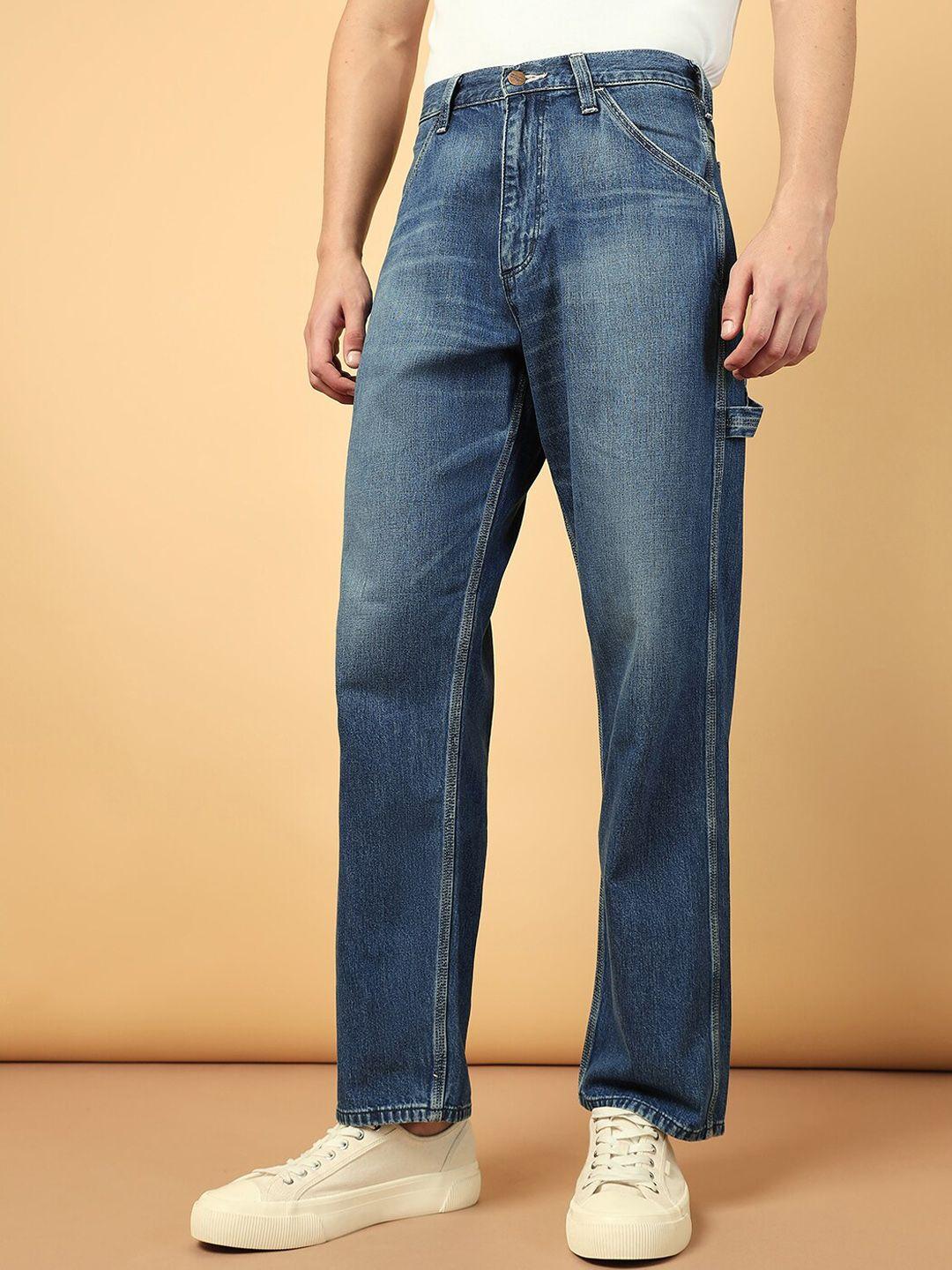 wrangler men relaxed fit high-rise light fade jeans