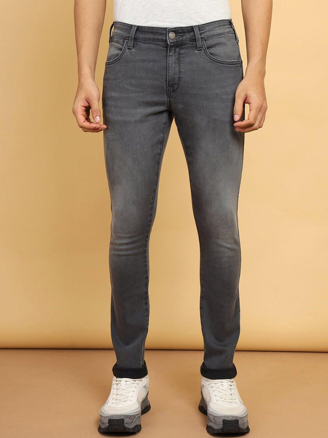 wrangler men vegas skinny fit low-rise light fade stretchable jeans