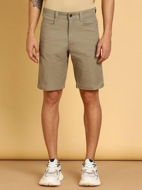 wrangler brown regular fit shorts