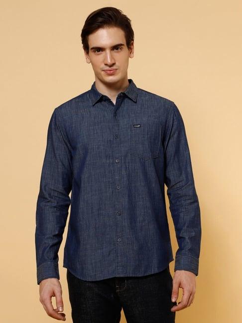 wrangler indigo blue cotton regular fit shirt
