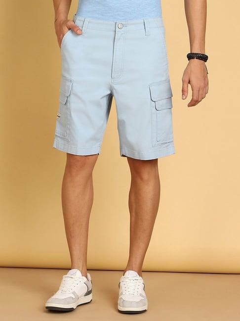 wrangler light blue regular fit cargo shorts