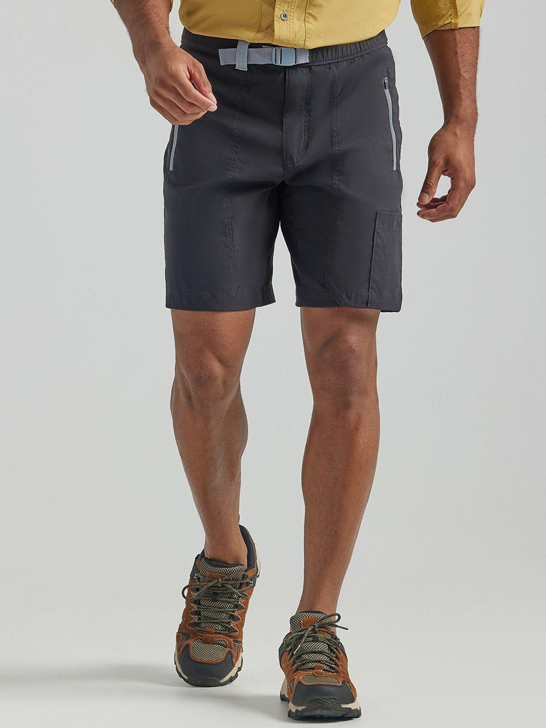 wrangler men mid-rise knee length regular cotton shorts