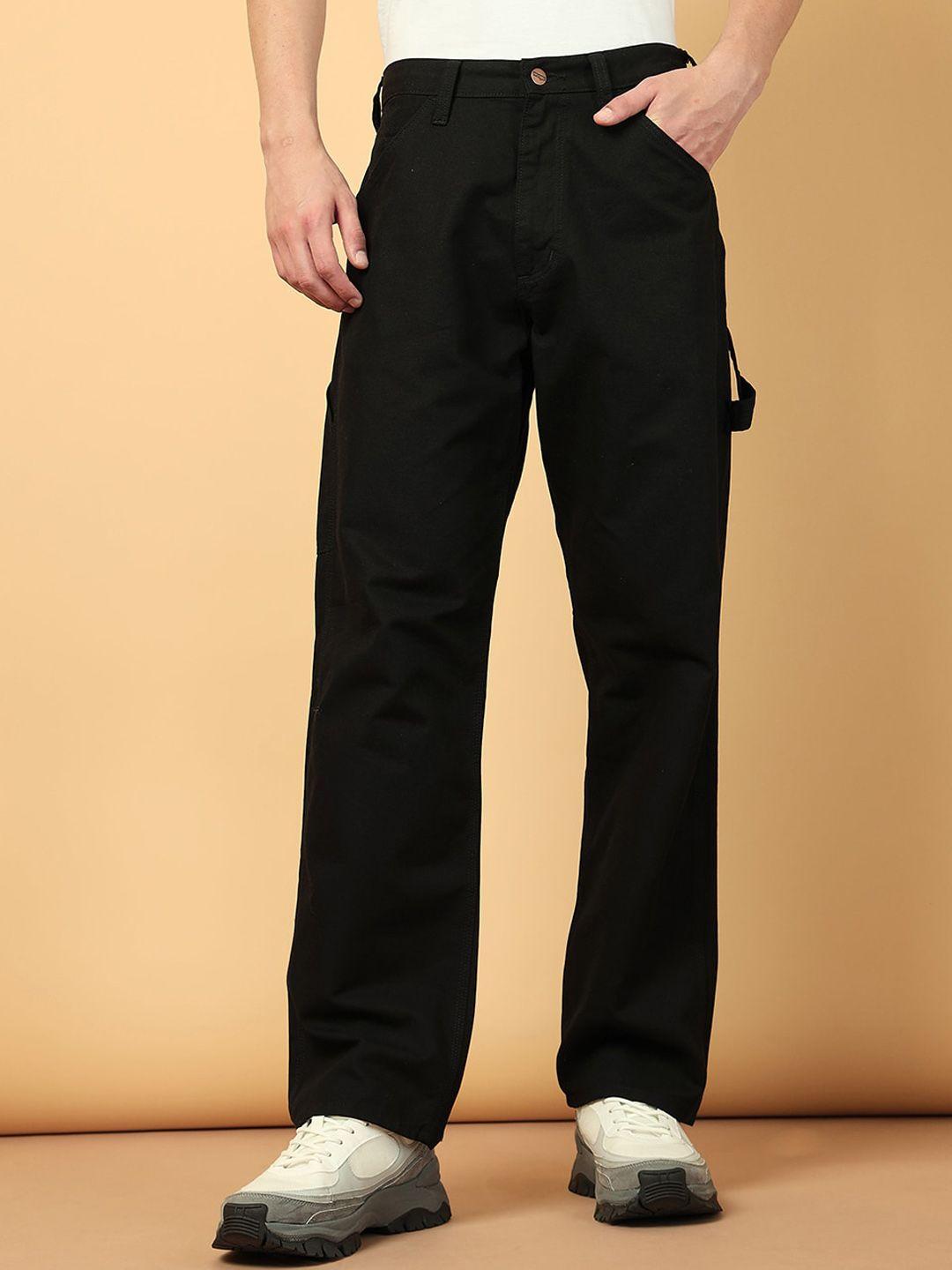 wrangler men mid rise loose fit plain cotton regular trousers