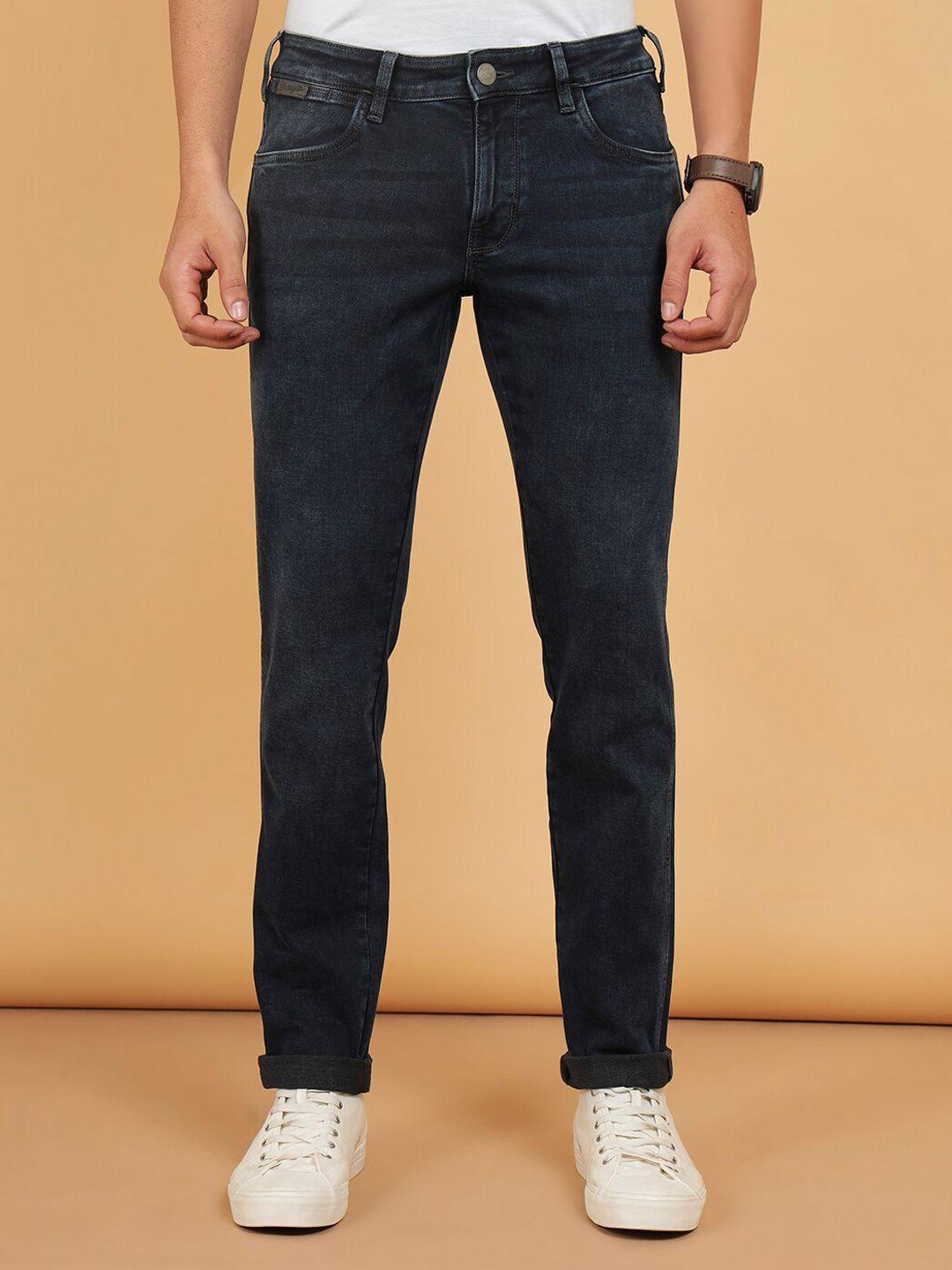 wrangler men skanders slim fit low-rise clean look stretchable jeans