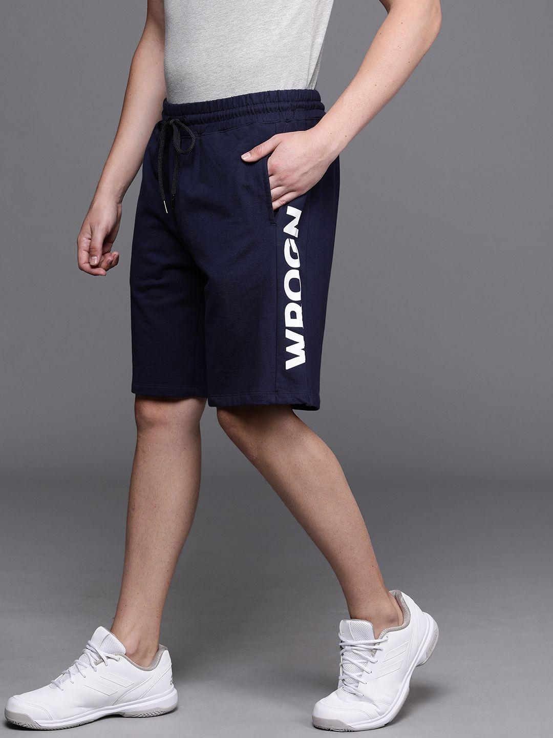 wrogn men navy blue printed slim fit sports shorts