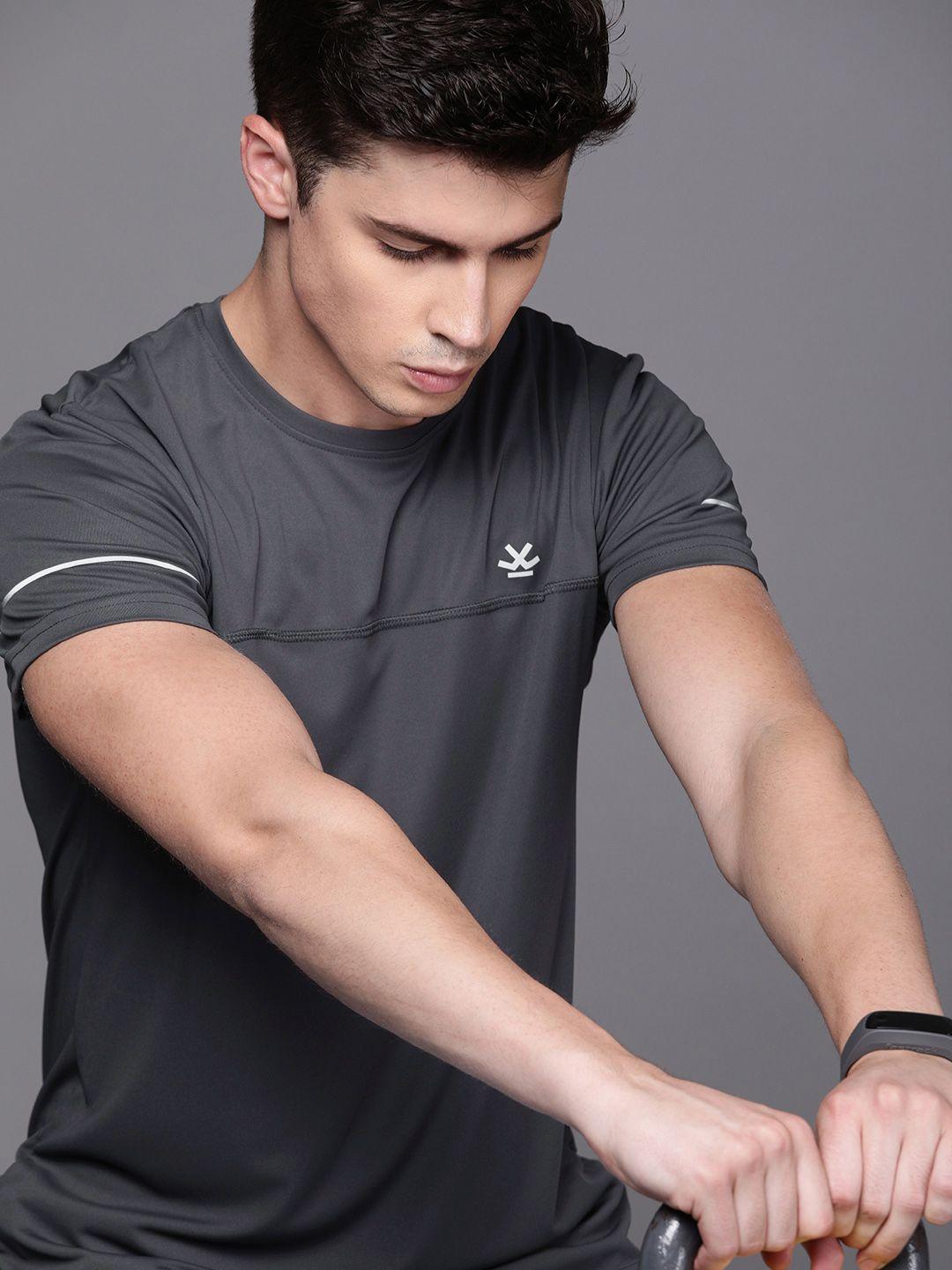wrogn active men charcoal grey solid round neck t-shirt