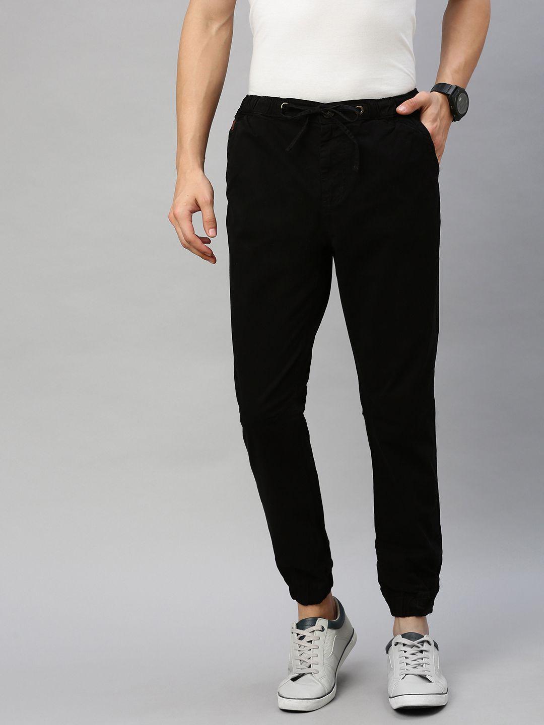 wrogn men black regular fit solid joggers