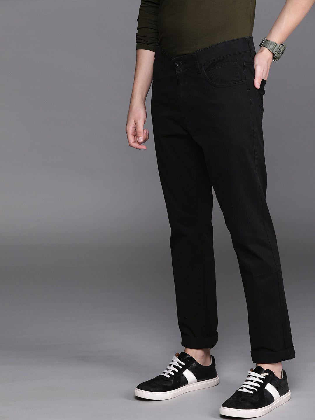 wrogn men black slim fit solid chinos