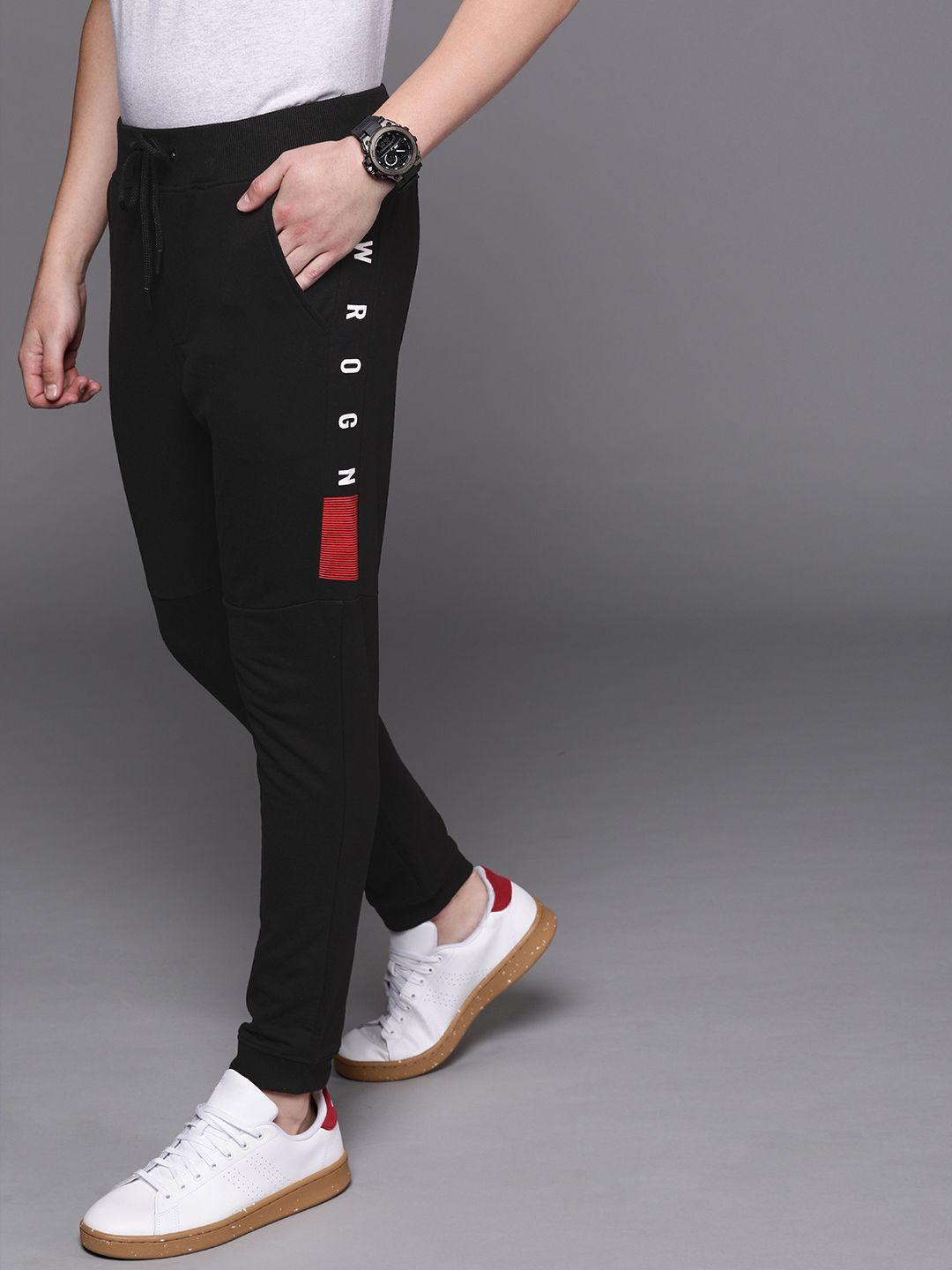 wrogn men black solid slim fit joggers