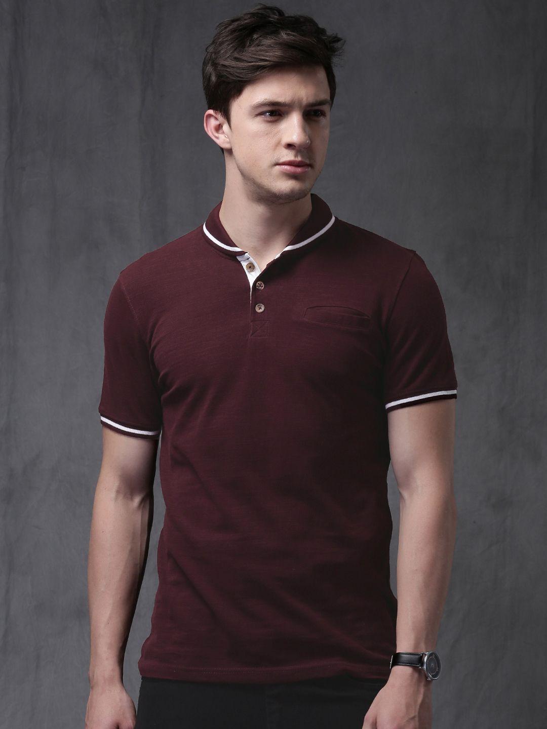 wrogn men burgundy solid polo pure cotton t-shirt