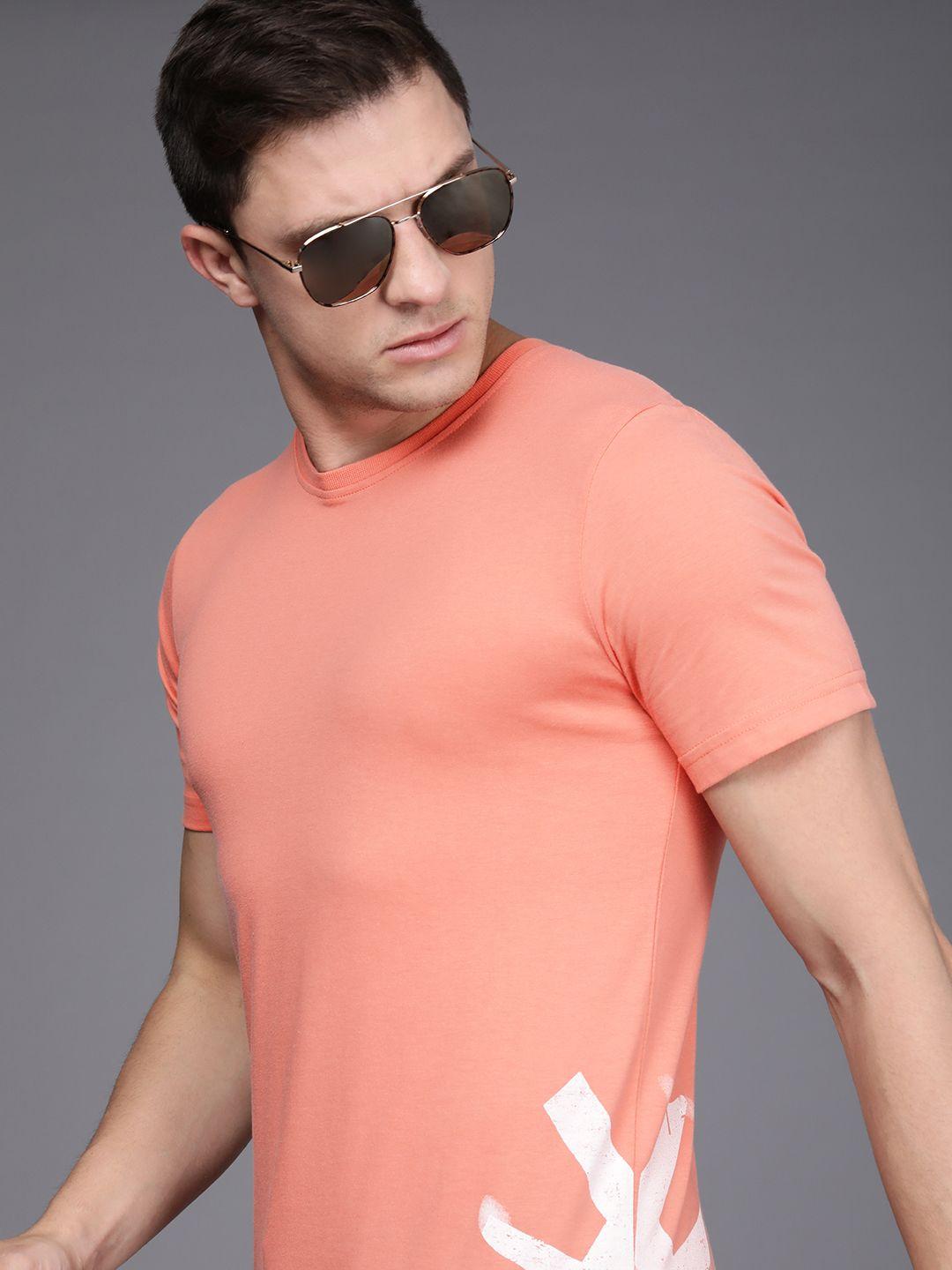 wrogn men coral pink grphic printed slim fit casual t-shirt