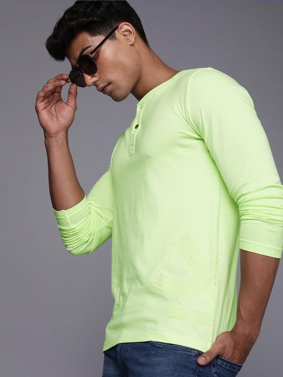 wrogn men fluorescent green henley neck regular sleeves pure cotton slim fit t-shirt