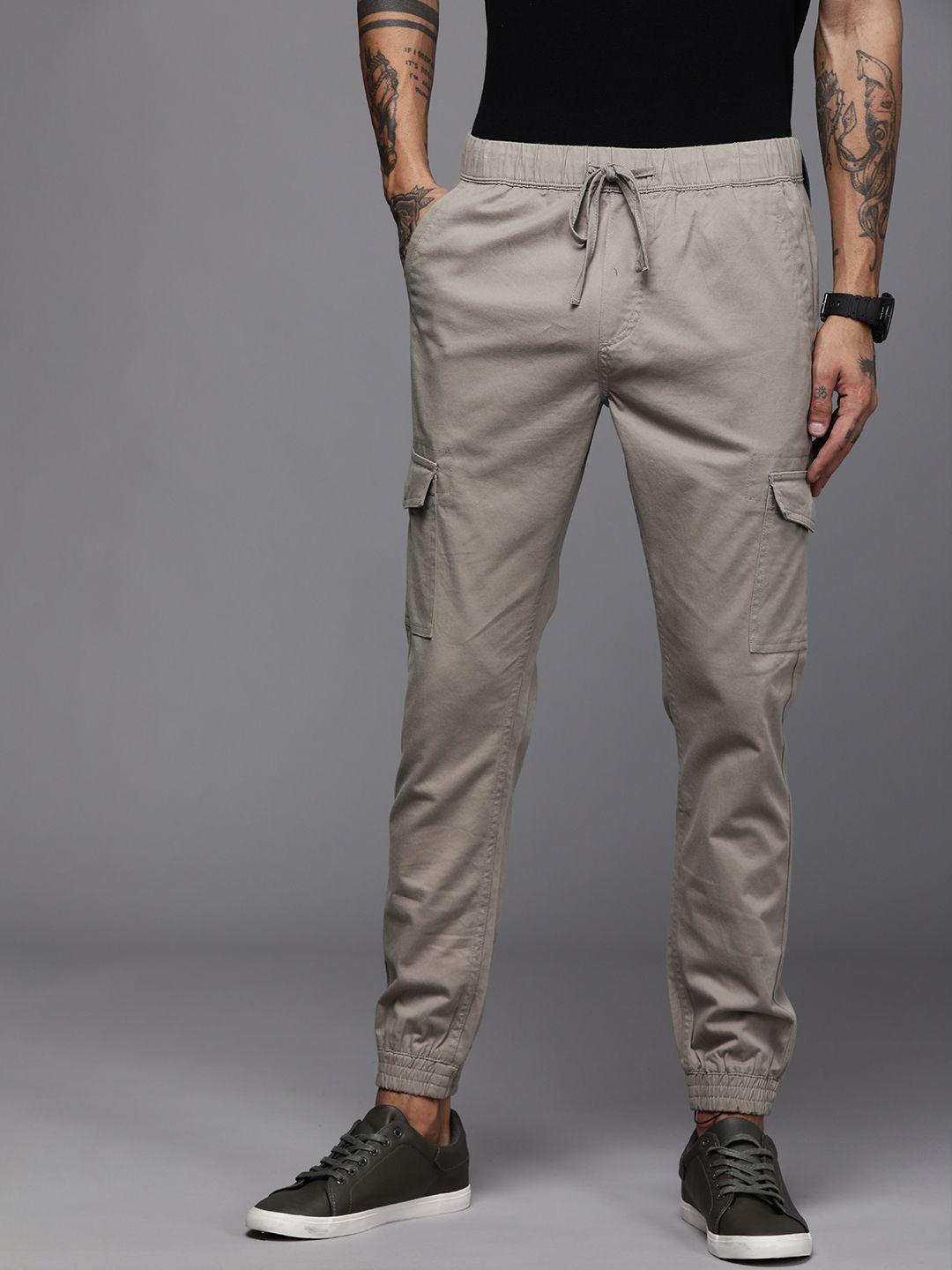 wrogn men grey regular fit solid cargo joggers