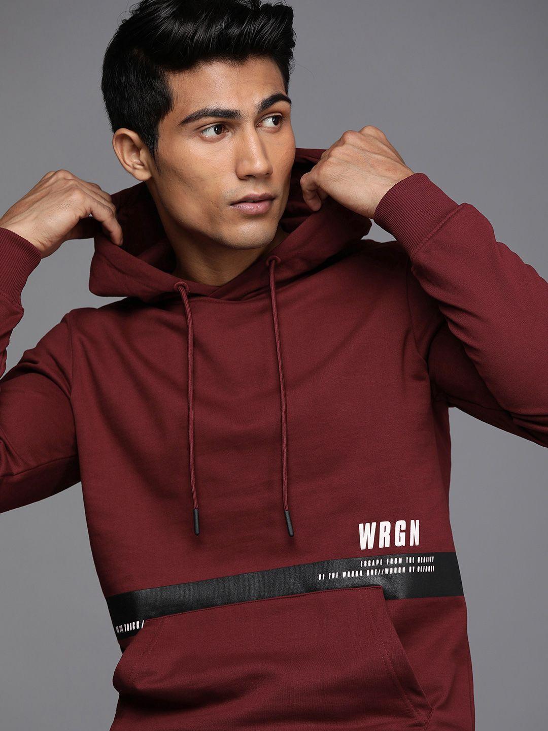 wrogn men maroon printed hooded sweatshirt