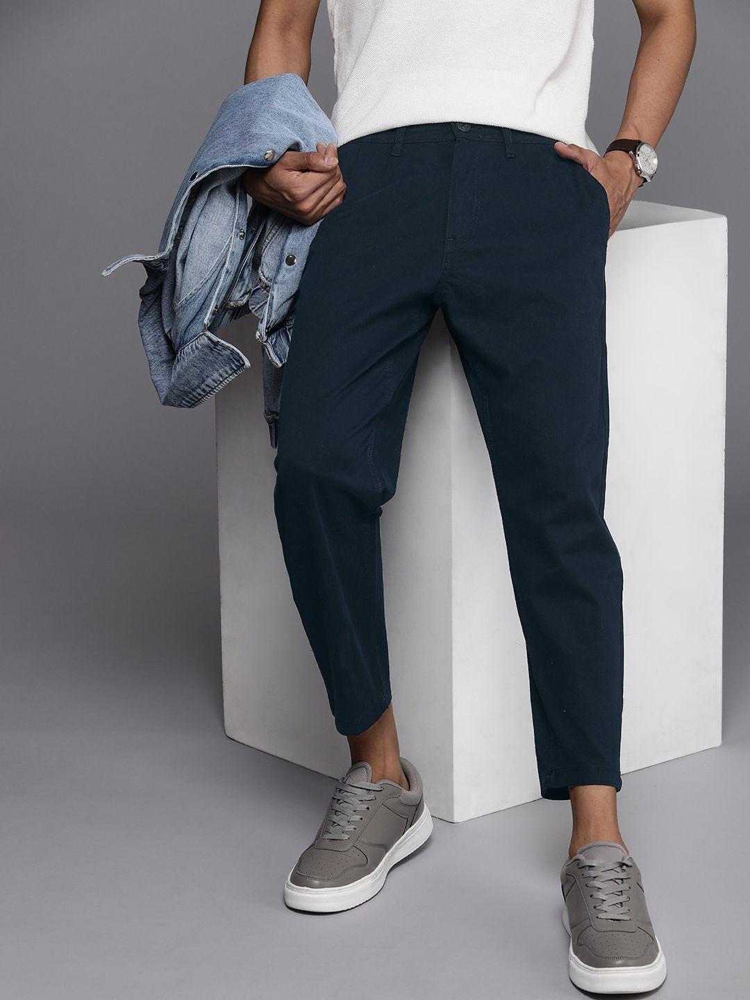 wrogn men mid-rise tapered fit cropped chinos