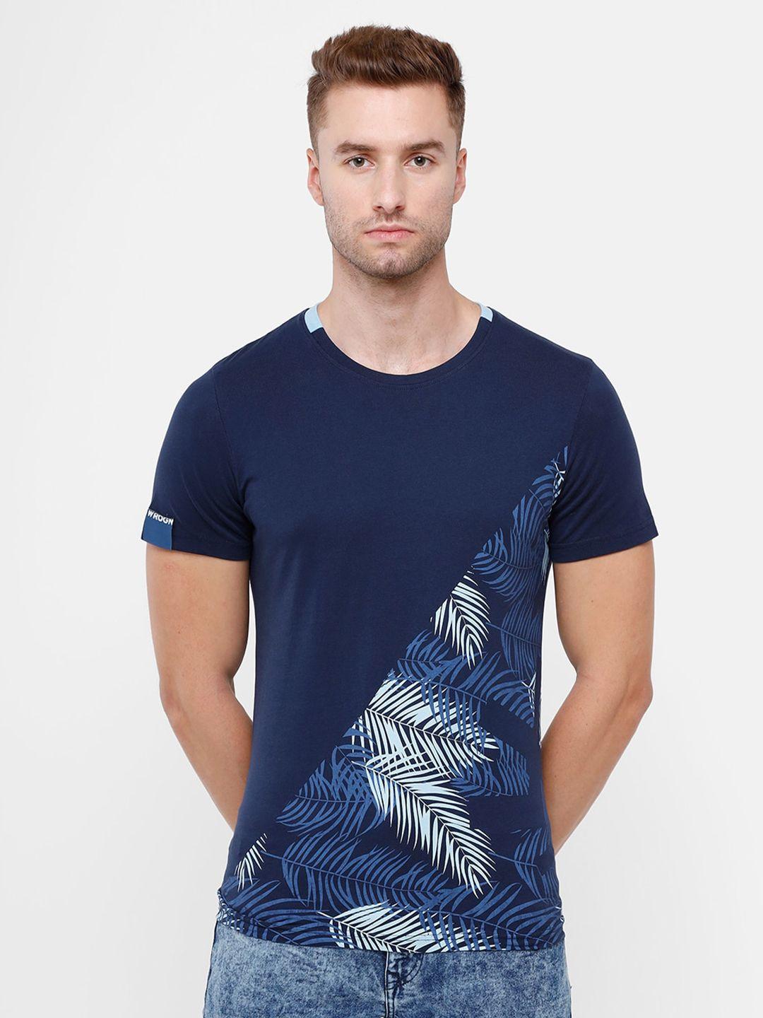 wrogn men navy blue & white printed tropical pure cotton slim fit t-shirt