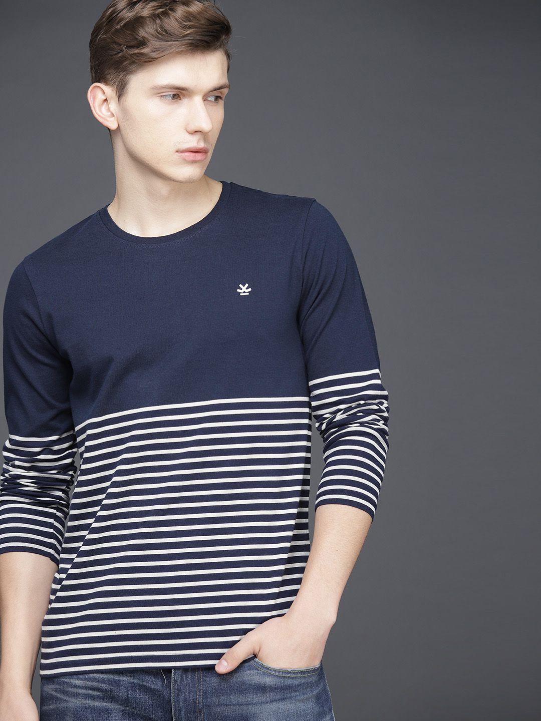wrogn men navy blue  off-white striped round neck pure cotton t-shirt
