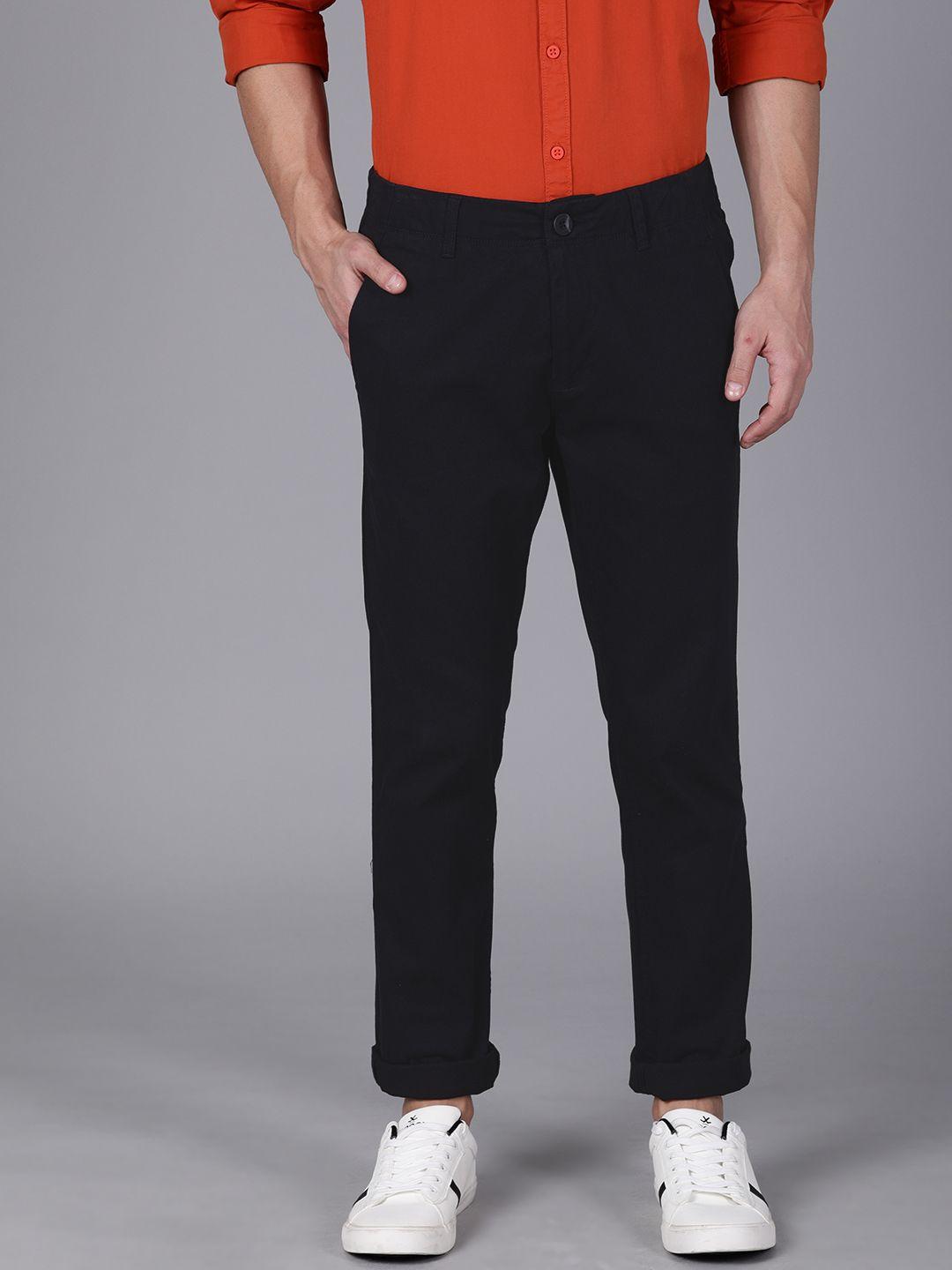 wrogn men navy blue regular fit solid regular trousers