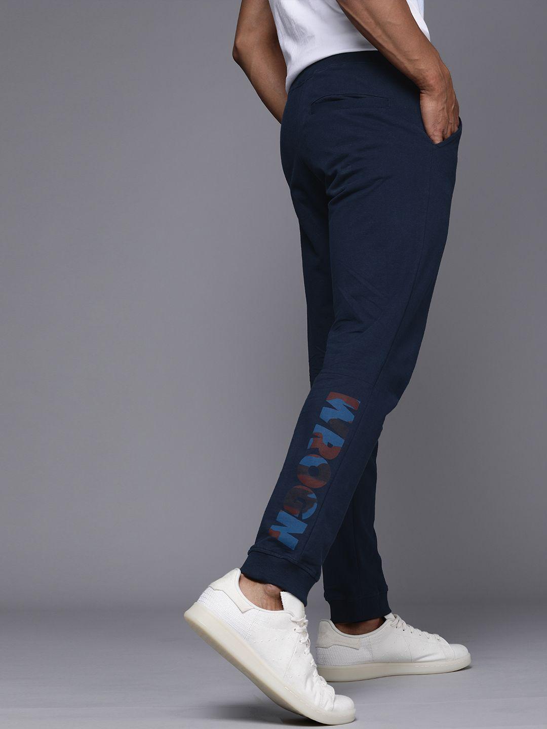 wrogn men navy blue slim fit brand logo printed joggers