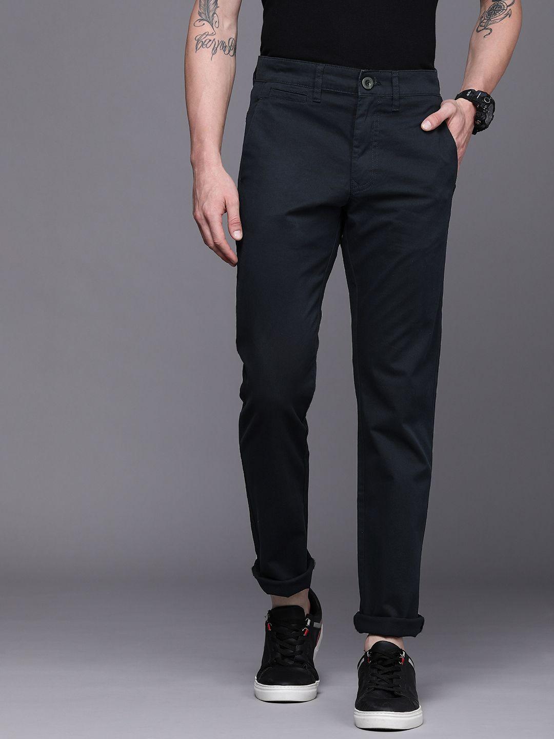 wrogn men navy blue solid slim fit casual trousers