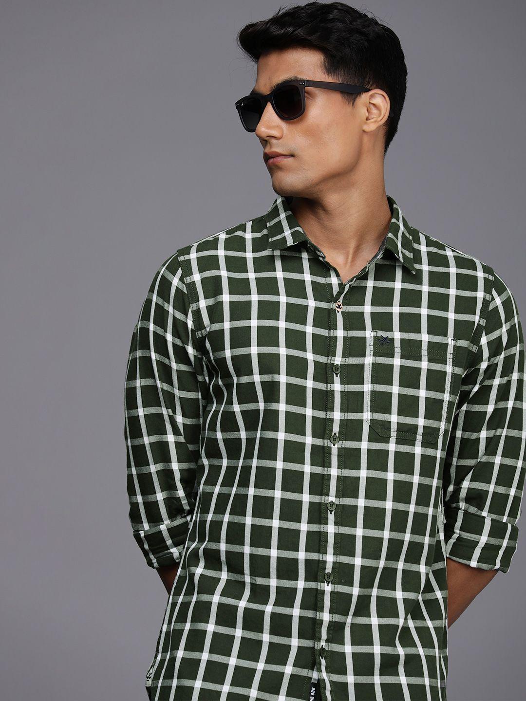 wrogn men olive green & white slim fit checked pure cotton casual shirt