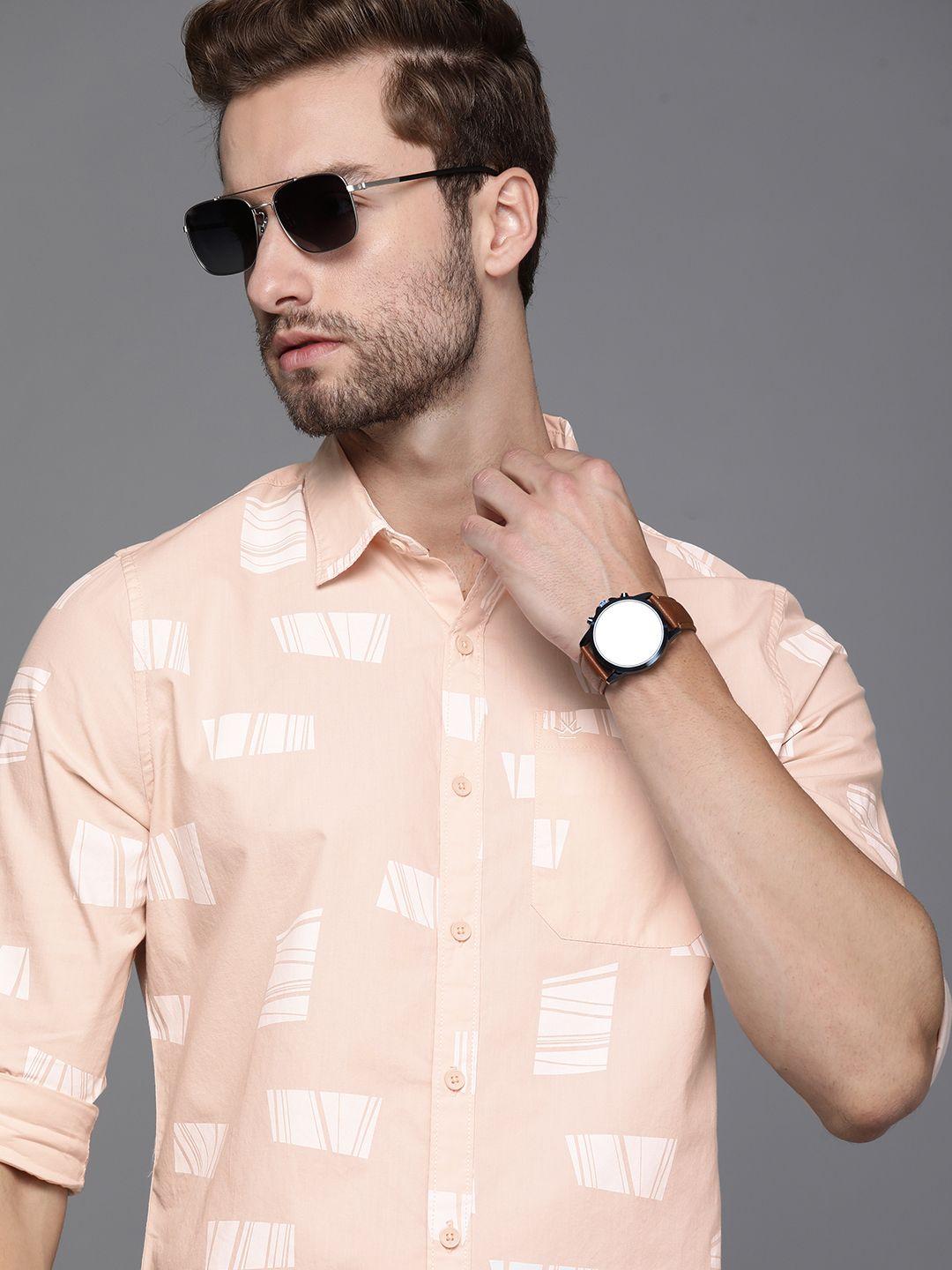 wrogn men peach-coloured slim fit printed casual shirt