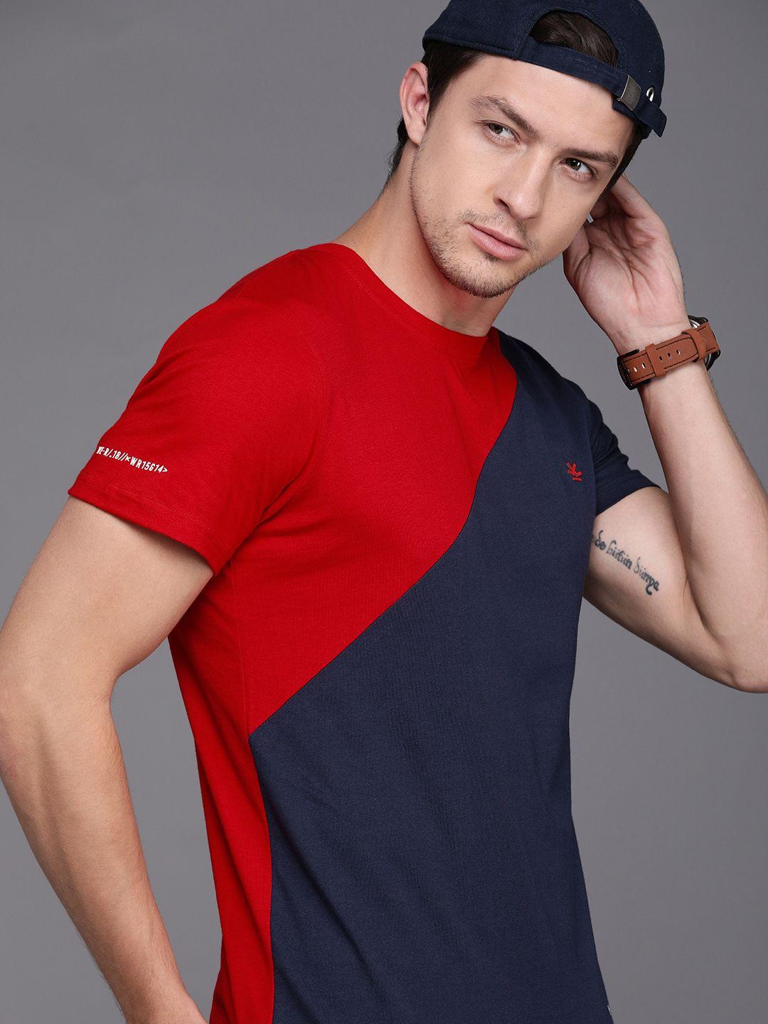 wrogn men red  navy blue colourblocked round neck pure cotton t-shirt