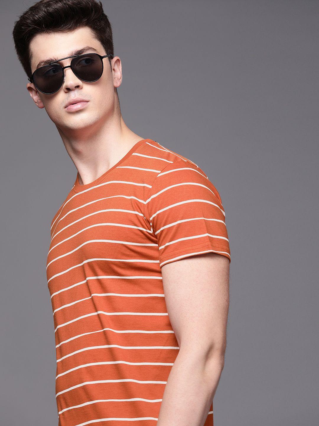 wrogn men rust red  off-white slim fit striped round neck pure cotton t-shirt