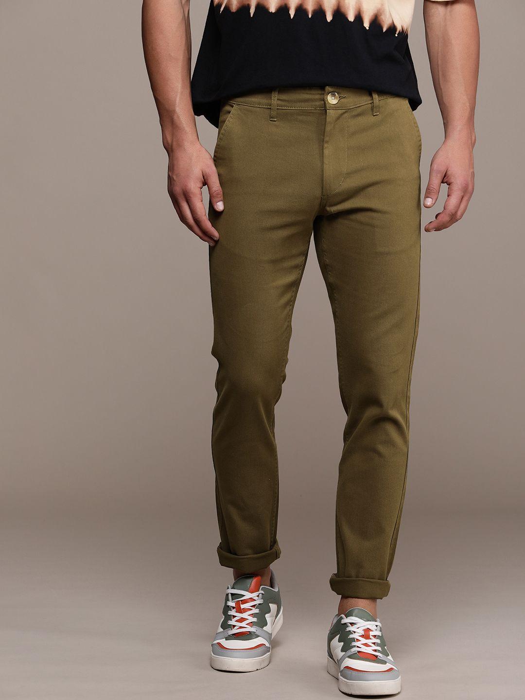 wrogn men solid slim fit chinos trousers