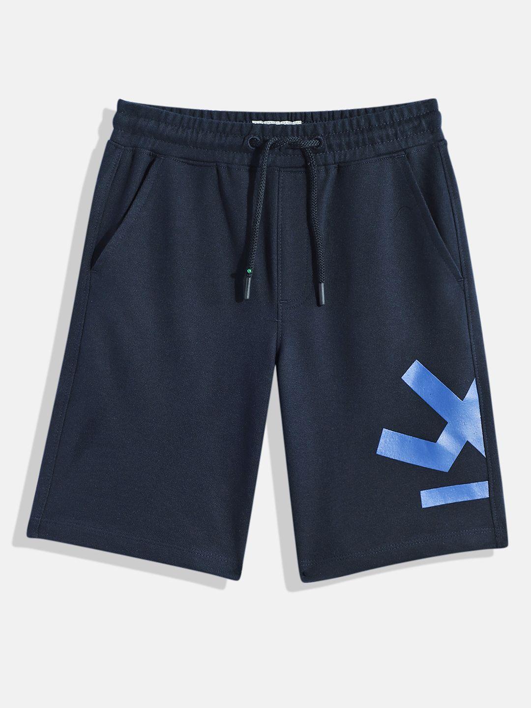 wrogn youth boys navy blue solid regular fit mid-rise shorts with brand logo print detail