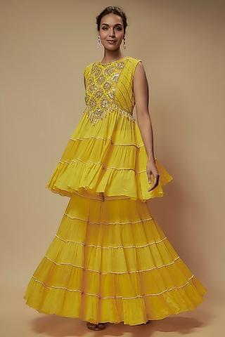 yellow-chiffon-crepe-&-zari-georgette-bead-embroidered-tunic-set