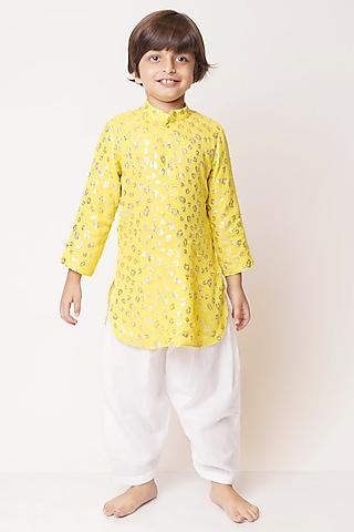 yellow embellished kurta set for boys