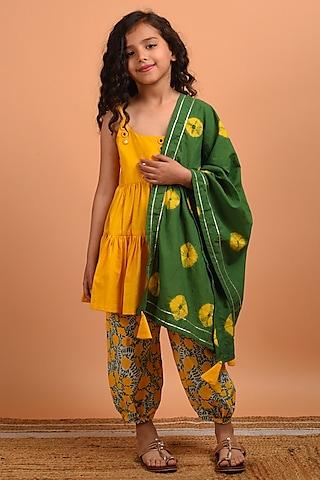 yellow embroidered kurta set for girls