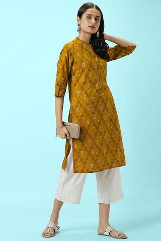 yellow print casual mandarin 3/4th sleeves knee length women regular fit kurta