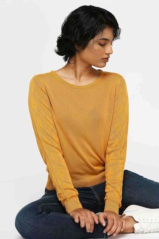 yellow-solid-casual-full-sleeves-round-neck-women-slim-fit-sweater
