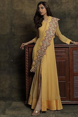yellow textured gown with embroidered dupatta