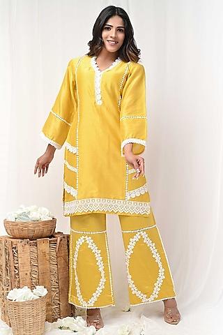 yellow chanderi silk kurta set