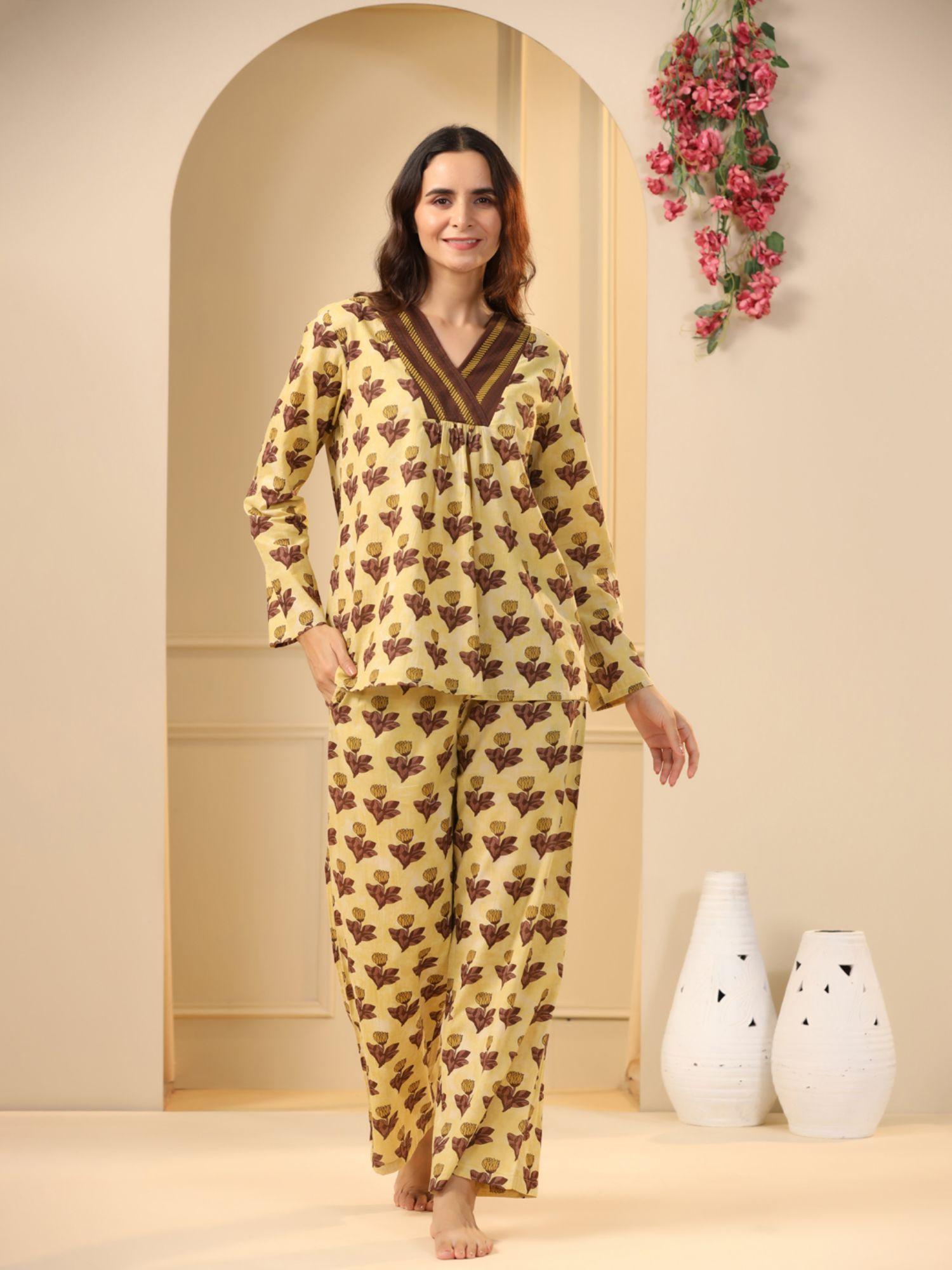 yellow color printed women pure cotton top & pyjama night suit (set of 2)