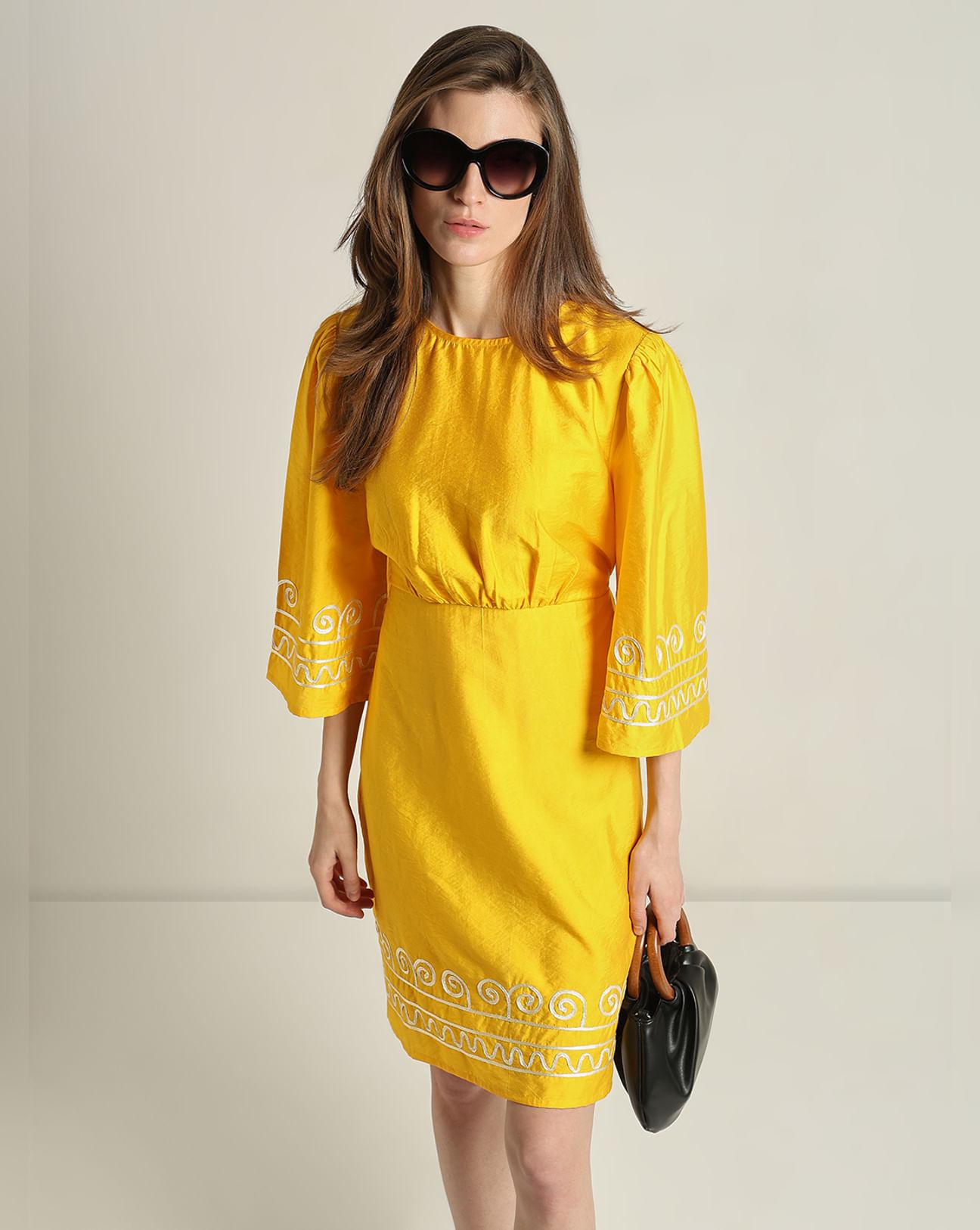 yellow contrast piping dress