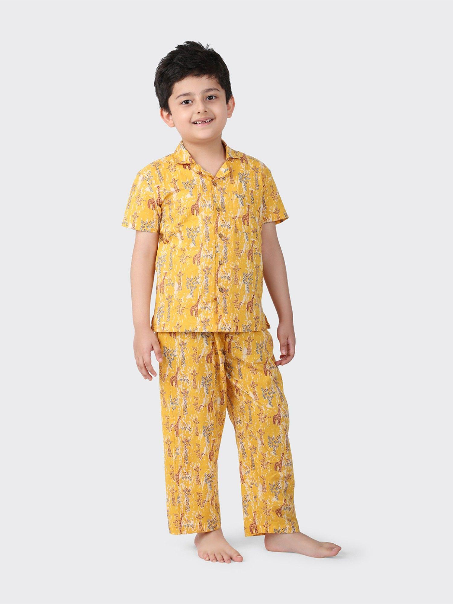 yellow cotton printed boys pyjamas (set of 2)