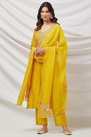 yellow cotton silk embroidered kurta set