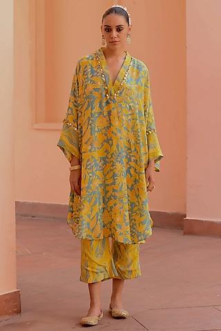 yellow crepe embroidered kurta set