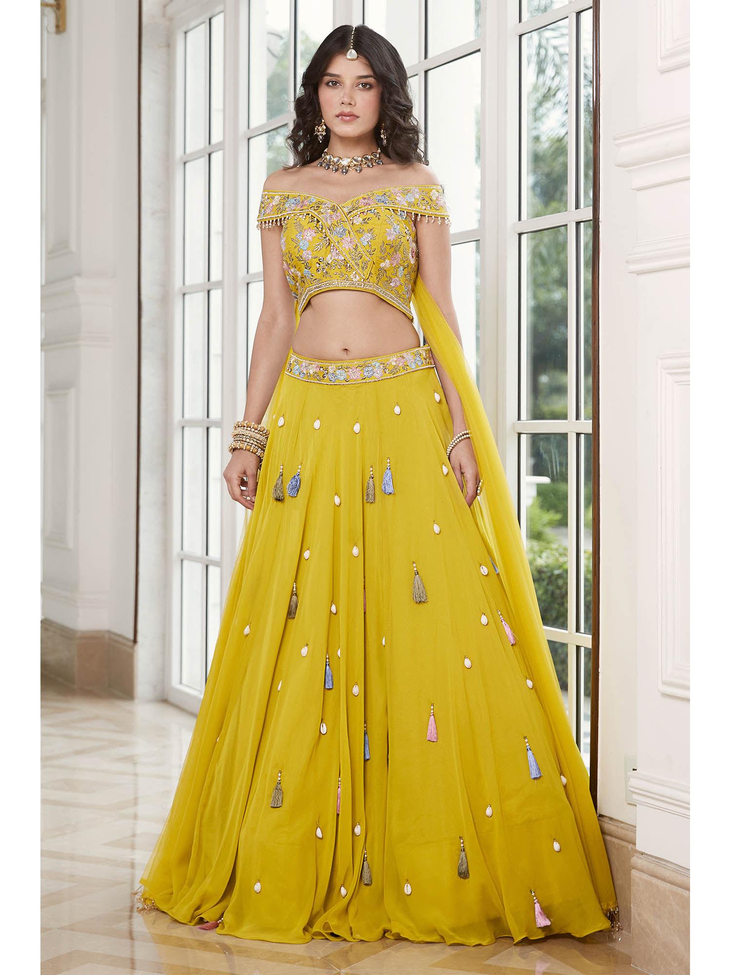 yellow embroidered blouse and lehenga (set of 2)