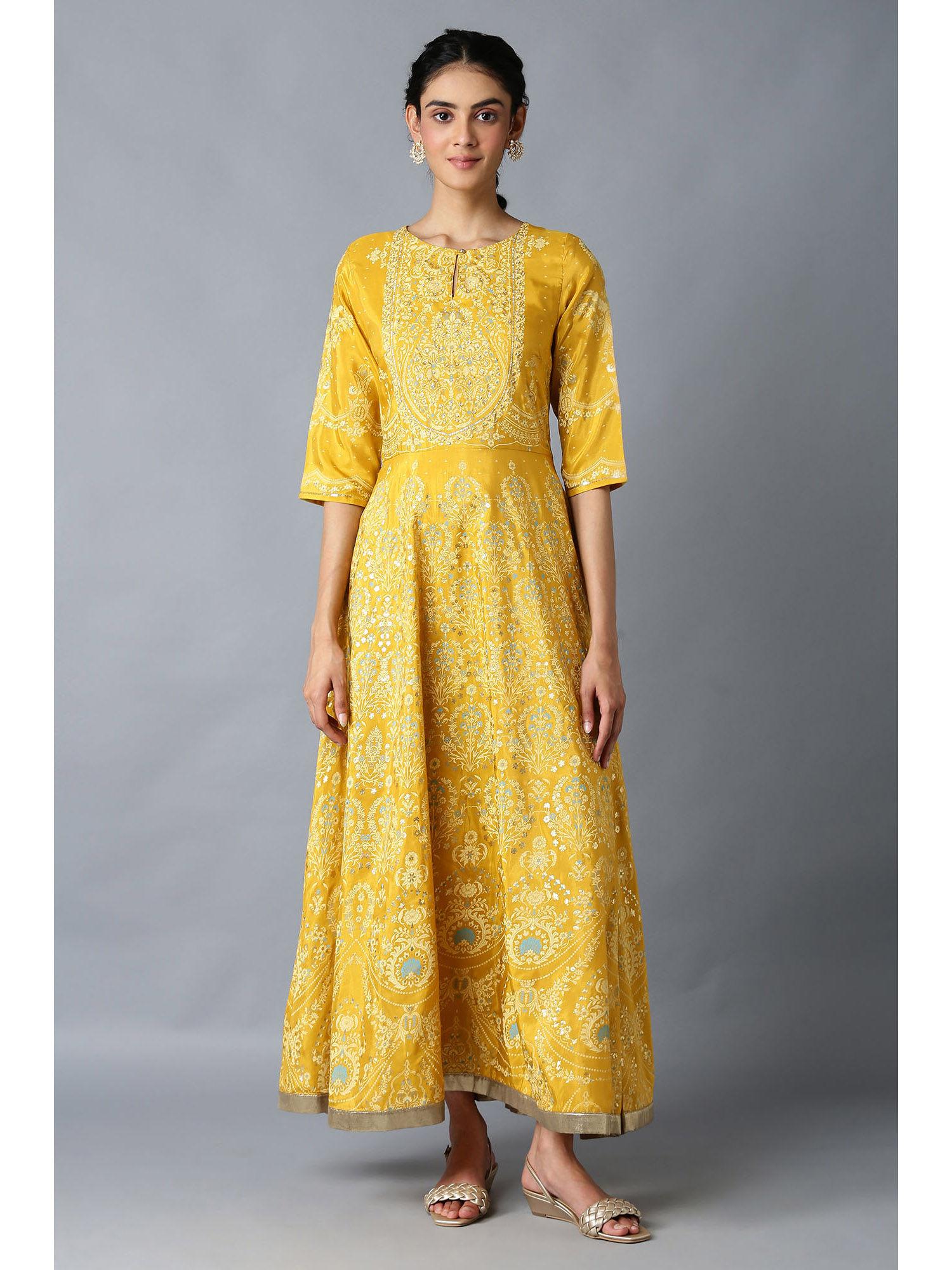 yellow floral dress