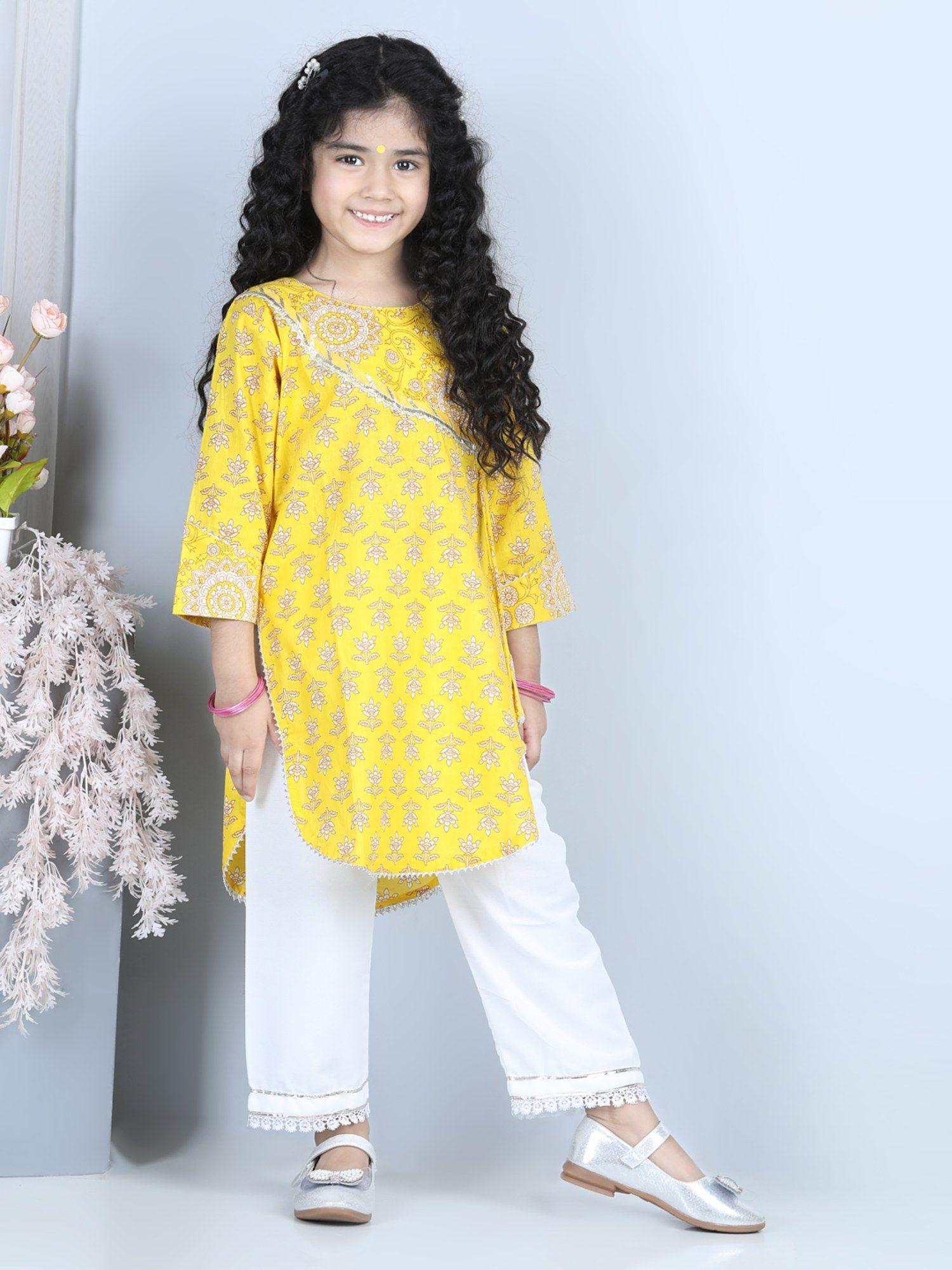 yellow floral printed kurti paired with white lace plazo (set of 2)