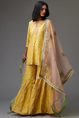 yellow hand crushed silk embroidered kurta set