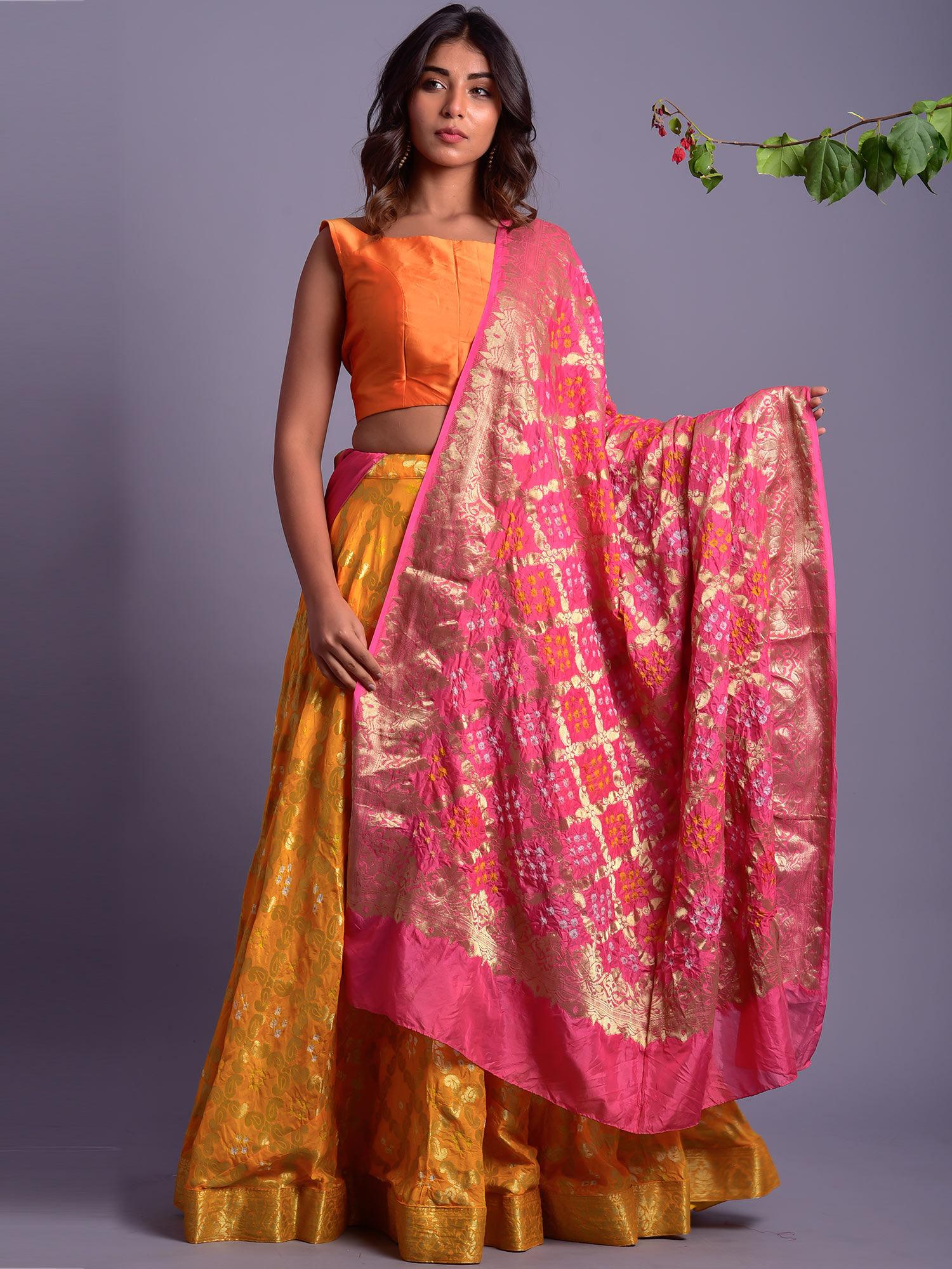 yellow lehenga set with pink dupatta (set of 3)